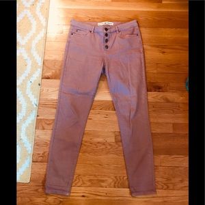 Blush skinny jeans. 98% cotton 2% spandex